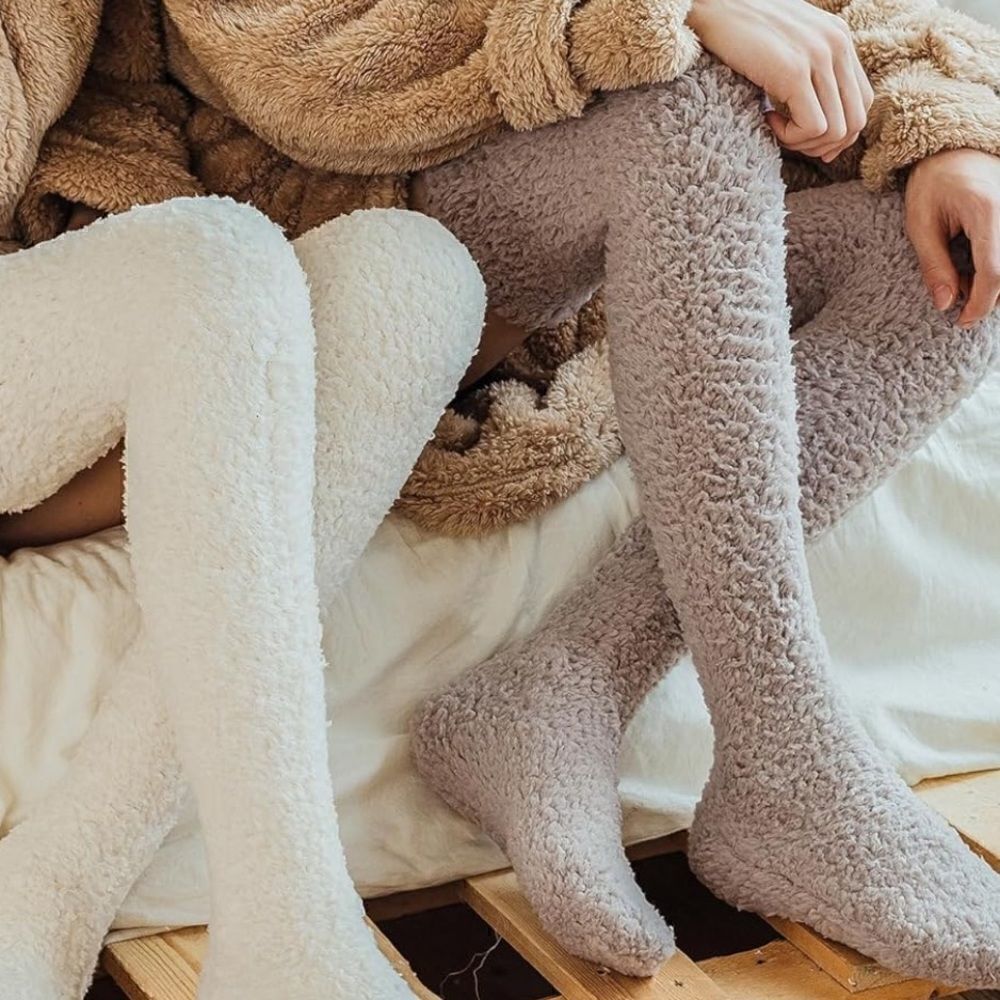 TEDDY Over The Knee Socks Set - Picture 4 of 4